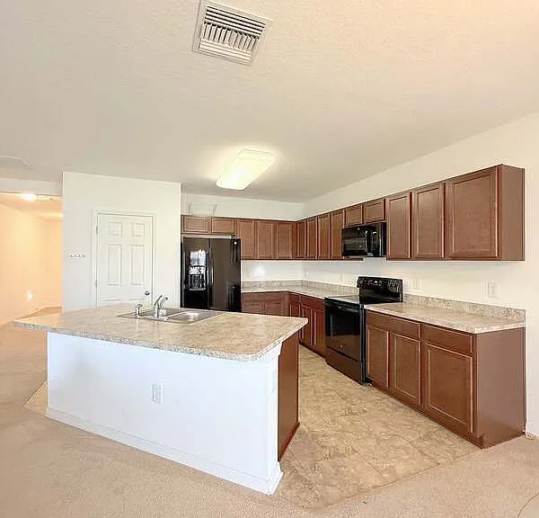 18715 Alfaro Loop — Photo 6