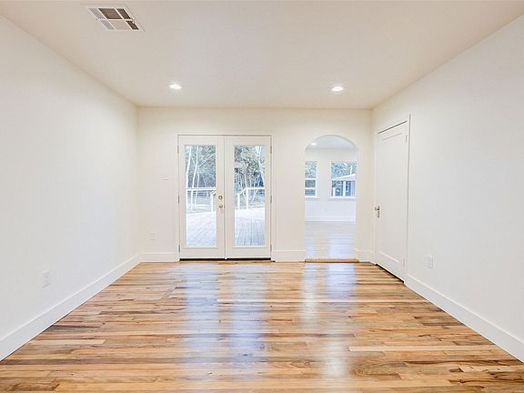 4th image of 7260 Santa Fe Dr