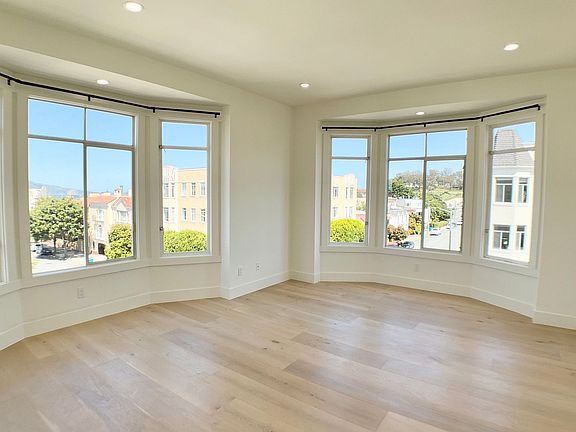 2nd image of 1601 Beach St #304