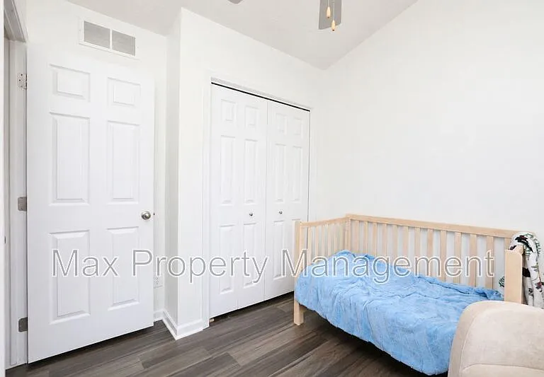 10419 Stonecrest Dr — Photo 19