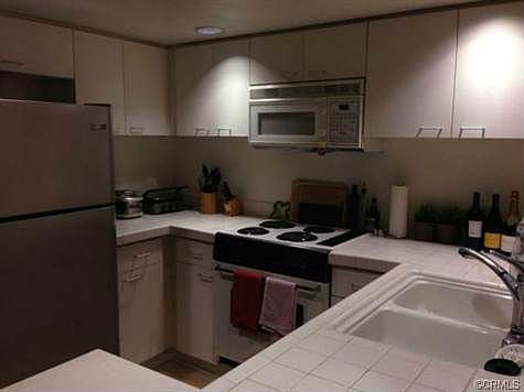 3rd image of 1211 Cabrillo Ave Unit 104