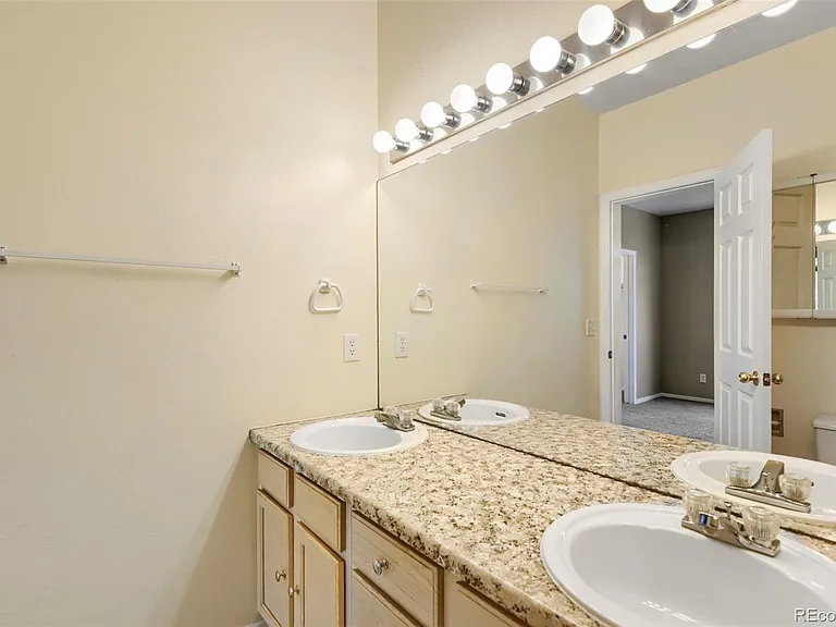 2575 S Syracuse Way #H104 — Photo 19