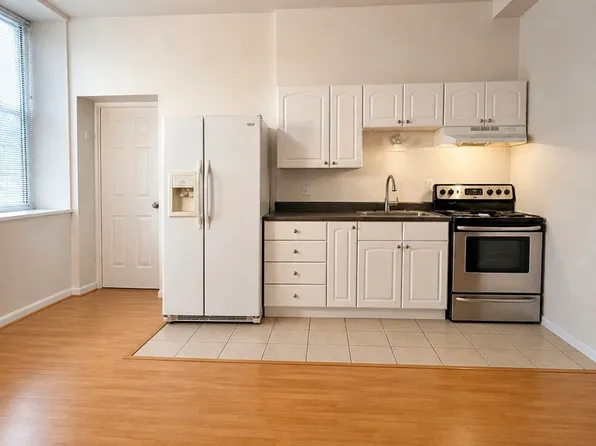 1901 E Lombard St #2, Baltimore, MD 21231