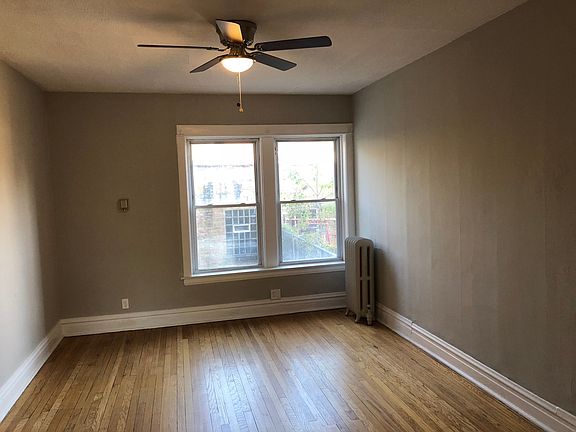5th image of 5219 N Christiana Ave #1R