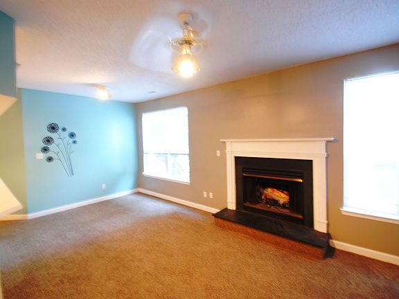 4th image of 3212 Jade Ct APT 104