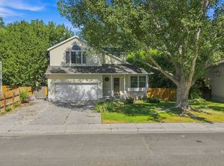 2110 Colonial Dr, Elko, NV 89801