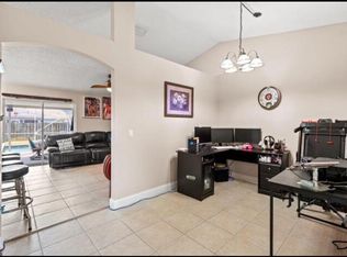 391 SW Lacroix Ave, Port Saint Lucie, FL 34953