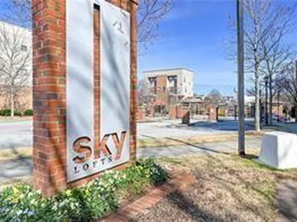 898 Oak St SW, Atlanta, GA