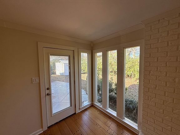 2nd image of 207 Gardenia Cv