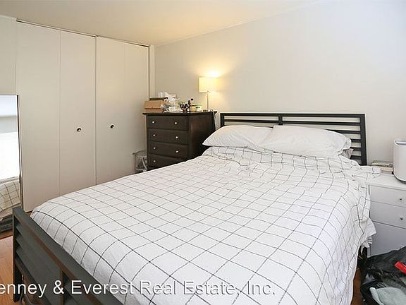 5th image of 140 Landers St APT 2