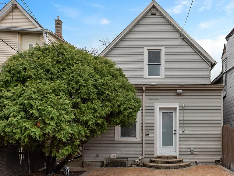 3420 W Shakespeare Ave — Photo 13