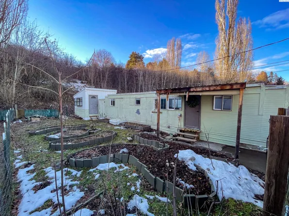 1155 SE Professional Mall Blvd Trailer 210, Pullman, WA 99163