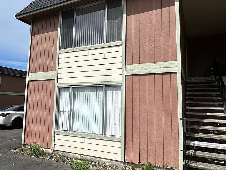 4658 Ocean Beach Hwy — Photo 2
