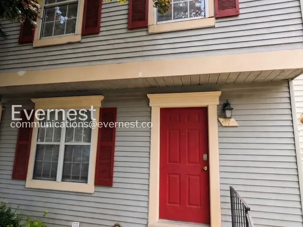 17 Tall Oaks Ct, Stafford, VA 22556