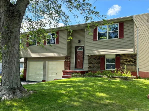 714 Martindale Rd, Englewood, OH 45322
