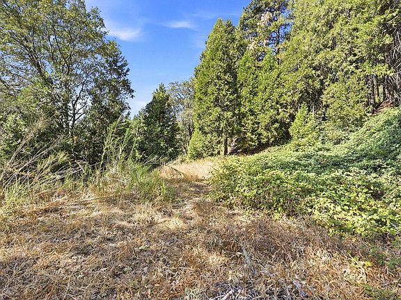 2nd image of 3124 Meyers Rd
