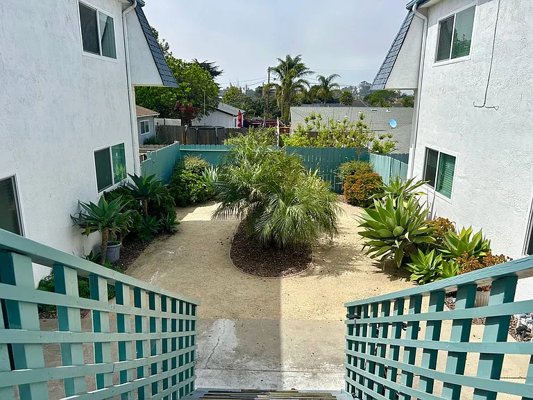 13 - R. Tuler & E. Edwards — Photo 18