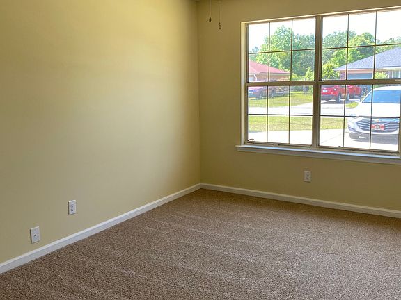 4th image of 825 Kiln Ln