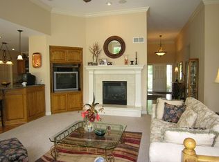 2515 NW Riven Point Cir, Lees Summit, MO 64081