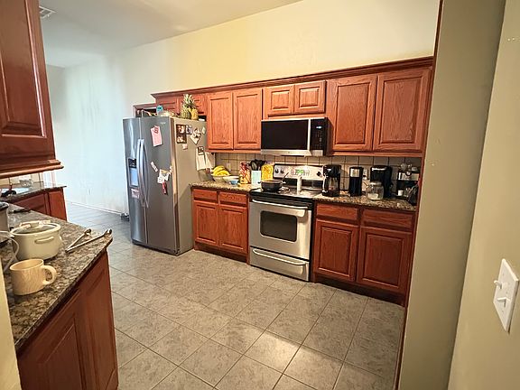 4th image of 6032 SE 87th St