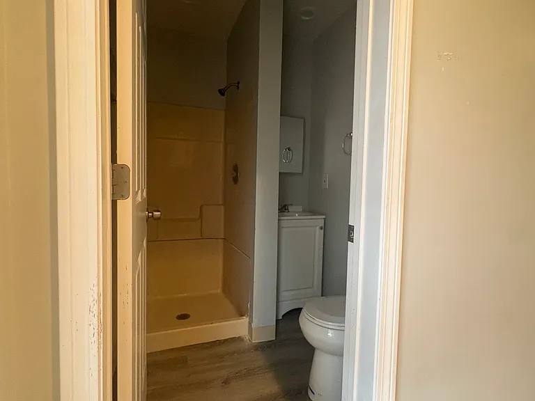776 Main St #7 — Photo 5