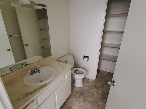 2nd image of 520 Avenue B Unit 5
