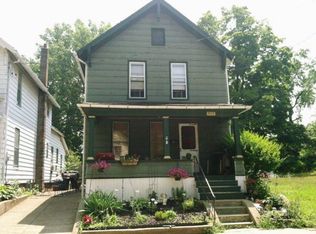925 W 11th St, Erie, PA 16502