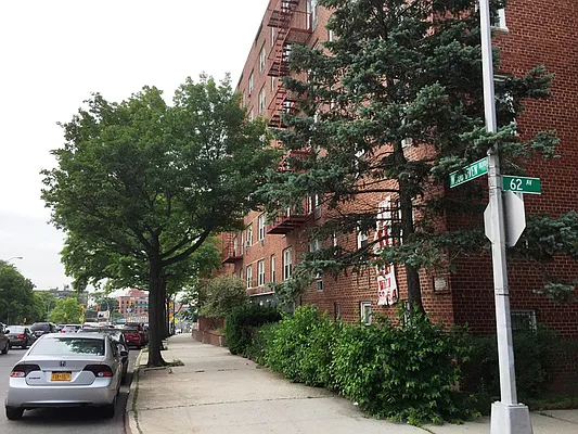 Rented by Prime Realty | media 6