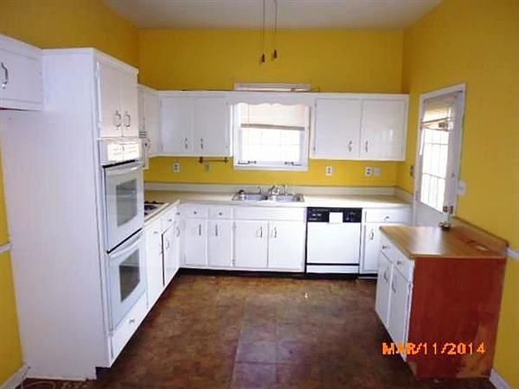 4th image of 408 Clearwater Dr