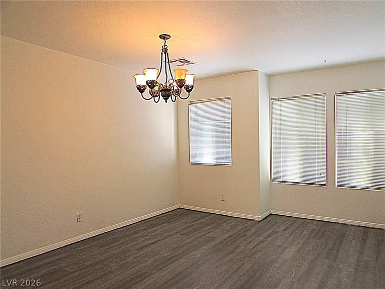 8404 Tiger Woods Ave — Photo 4