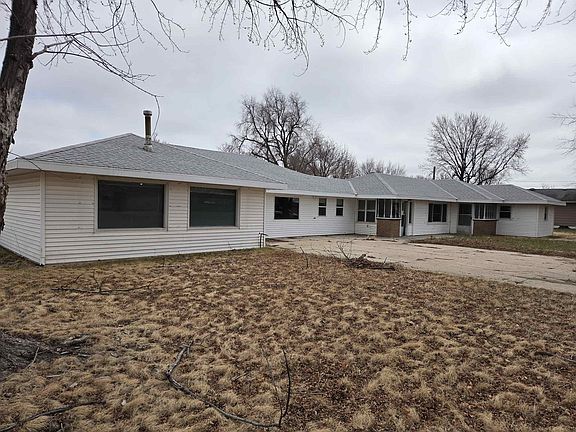 2nd image of 1603 Virginia Dr