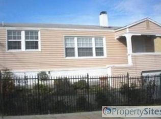 3165 Cuthbert Ave, Oakland, CA 94602