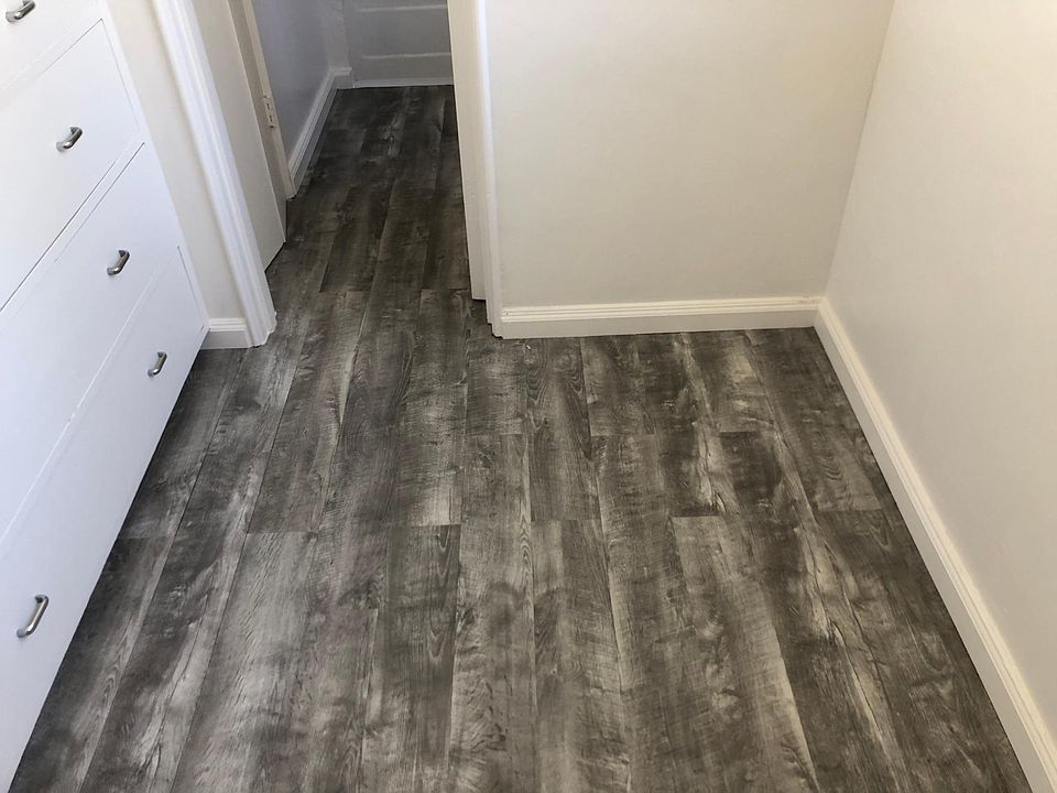 2nd image of Lincoln St