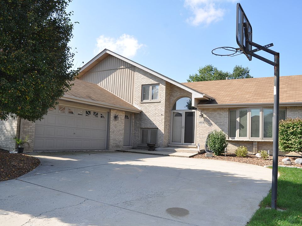1st image of 14936 Cog Hill Ln