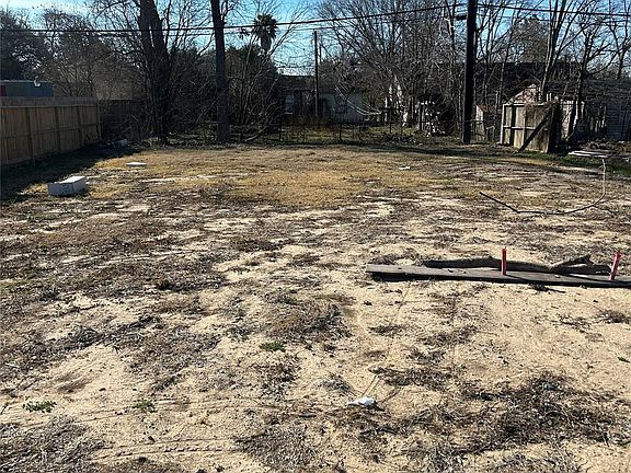 5th image of 3511 Fuqua Rd