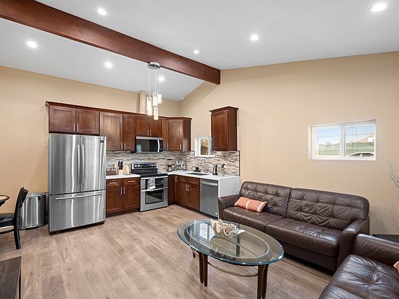 3rd image of 14000 Raven St #13988