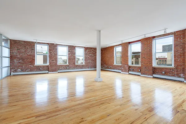 Rented by Compass | media 2