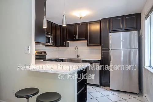745 Thomas Dr #19 Photo 1