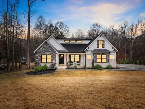310 Lawtonwood Ln, Roebuck, SC 29376