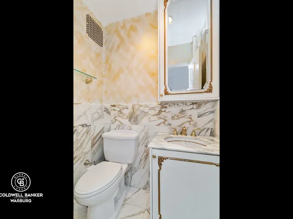 59 East 72nd Street image 11 of 11