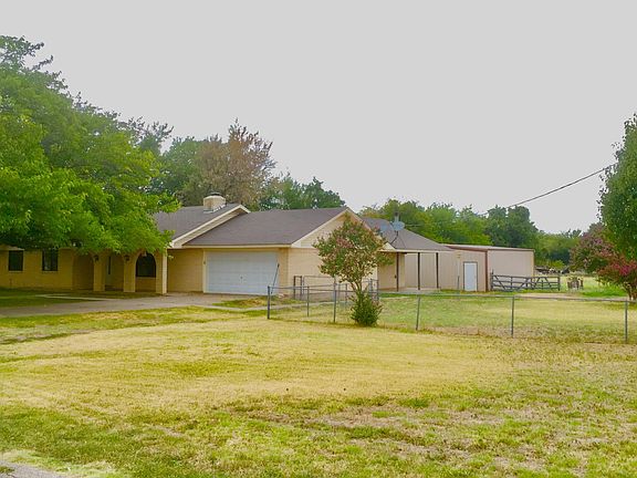 3rd image of 311 Lee Ln