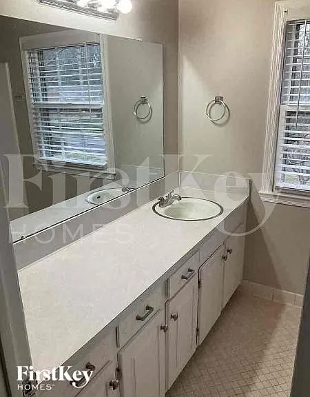 5430 Mallard Dr — Photo 8