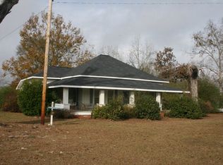 22853 W B Farm Rd, Opp, AL 36467