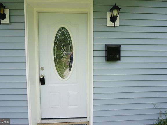 2nd image of 406 Bethune Dr