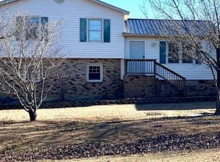 303 Beeler Ave, Hamlet, NC 28345