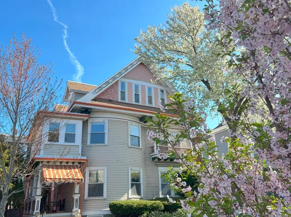 9 Willis St Floor 2, Dorchester, MA 02125