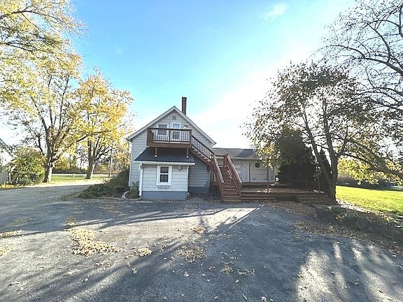 2nd image of 1646 Main St