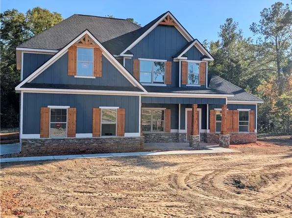 251 Lee Road 2234 Rd, Smiths Station, AL 36877