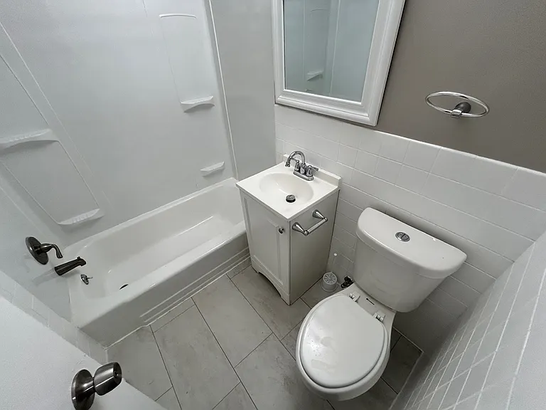 The Skye Apartments — Photo 12