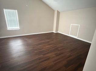 7519 Sugarcreek Dr, Riverdale, GA 30296